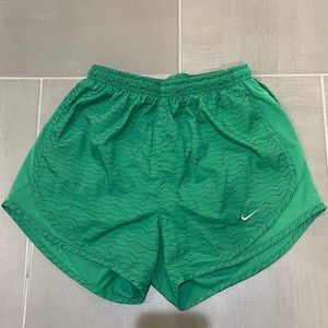 Nike Women's Tempo Running Shorts size XS